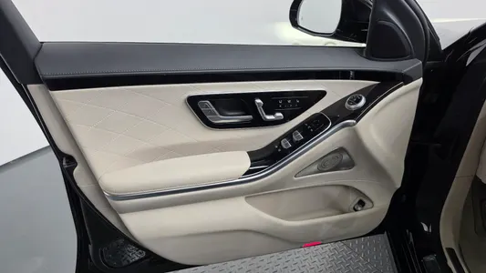 Mercedes-Benz S-Class W223 S580L 4MATIC 2021 24