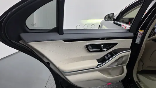Mercedes-Benz S-Class W223 S580L 4MATIC 2021 25