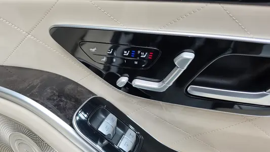Mercedes-Benz S-Class W223 S580L 4MATIC 2021 35