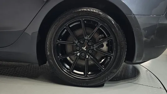 Tesla 3 AWD 2019 22