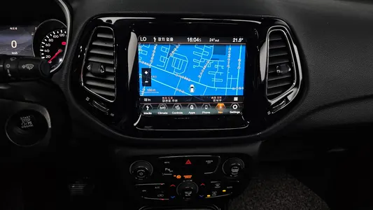 Jeep 2 2.4 AWD 2019 14