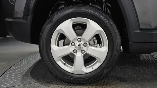 Jeep 2 2.4 AWD 2019 21