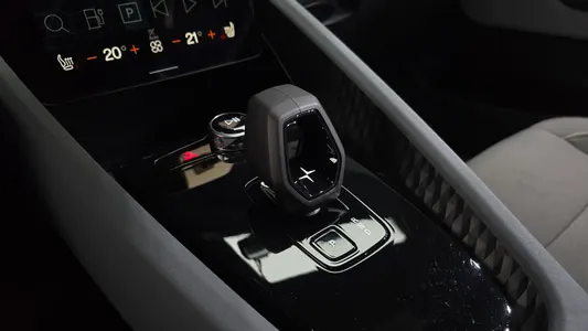 Polestar 2 2023 9