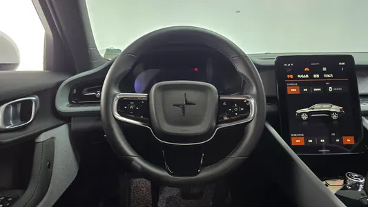 Polestar 2 2023 12