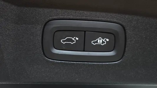 Polestar 2 2023 16