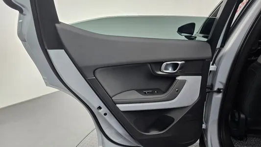 Polestar 2 2023 26