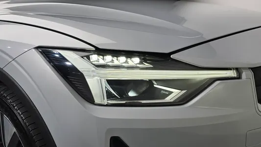 Polestar 2 2023 23