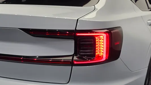 Polestar 2 2023 24