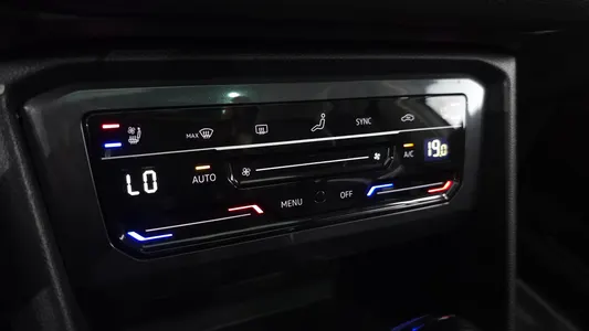 Volkswagen 티구안 올스페이스 2.0 TSI 2023 16