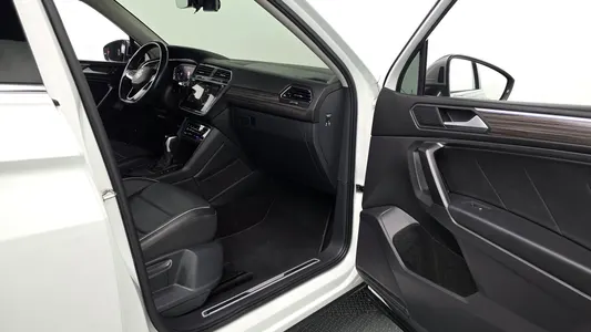 Volkswagen 티구안 올스페이스 2.0 TSI 2023 26