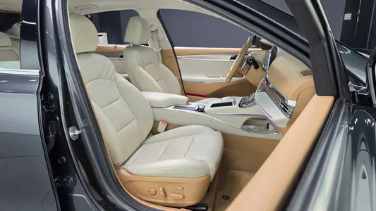 Hyundai IG 2019 11