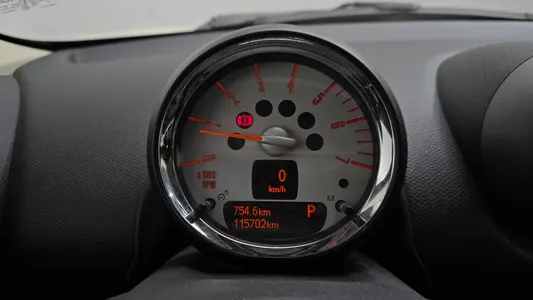 MINI D 2012 8