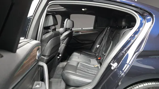 BMW 5 Series (G30) 520d xDrive M 2018 12