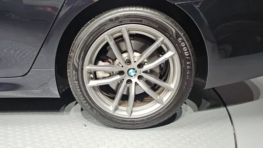 BMW 5 Series (G30) 520d xDrive M 2018 21