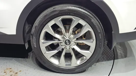 Kia 4 2.2 2WD 2021 21