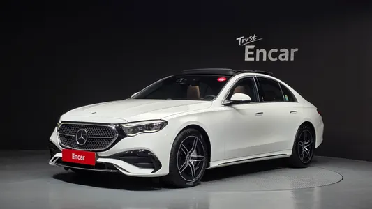 Mercedes-Benz E-Class W214 E300 4MATIC AMG Line 2026