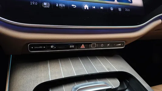 Mercedes-Benz E-Class W214 E300 4MATIC AMG Line 2026 12