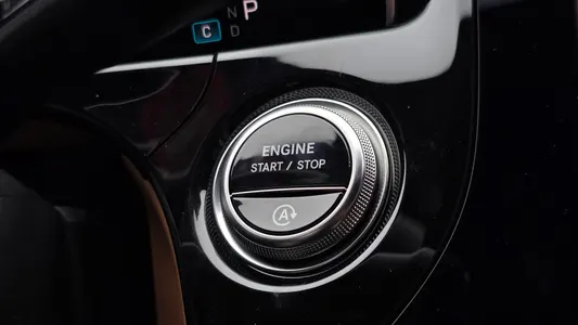 Mercedes-Benz E-Class W214 E300 4MATIC AMG Line 2026 29