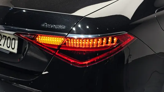 Mercedes-Benz S-Class W223 S500L 4MATIC 2021 24