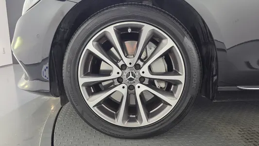 Mercedes-Benz E-Class W213 E300 2017 5
