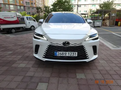 Lexus RX450h+ 5 2025