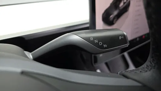 Tesla Y RWD 2023 9