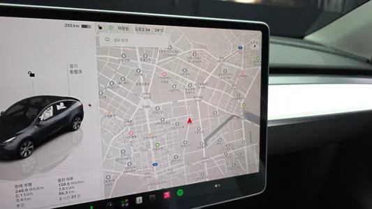 Tesla Y RWD 2023 15