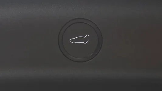 Tesla Y RWD 2023 28