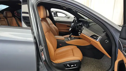 BMW 5 Series (G30) 520d xDrive M 2017 11