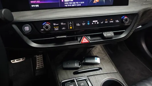 Kia K8 2021 30