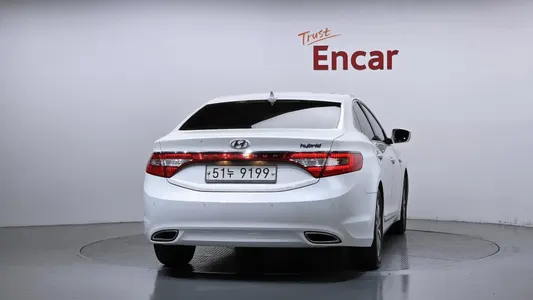 Hyundai HG 2014 4