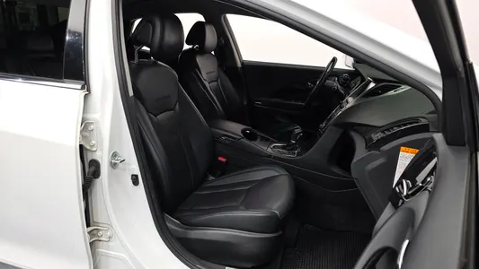 Hyundai HG 2014 11