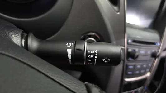 Hyundai HG 2014 29