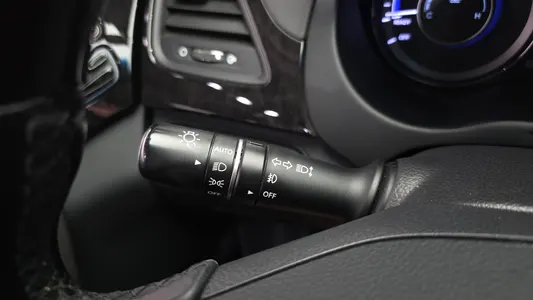 Hyundai HG 2014 30