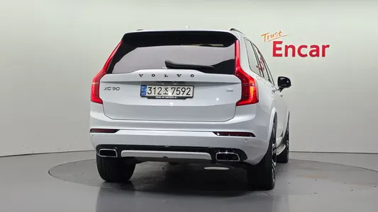 Volvo XC90 2 T8 R- 2020 4