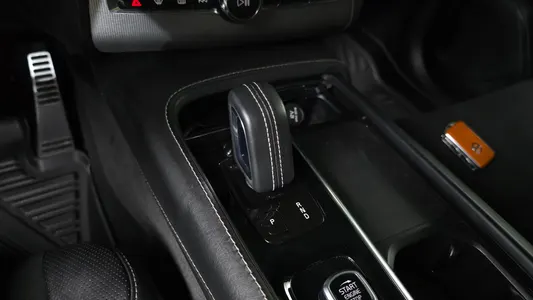 Volvo XC90 2 T8 R- 2020 9