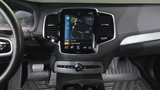 Volvo XC90 2 T8 R- 2020 13