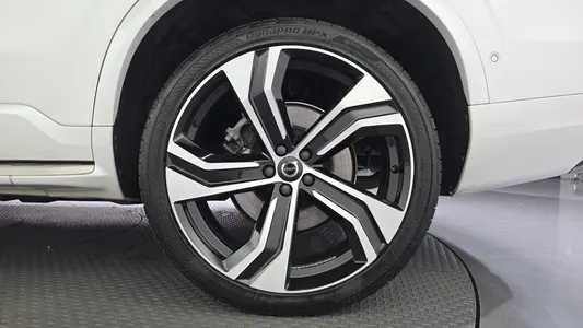 Volvo XC90 2 T8 R- 2020 21