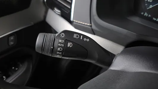 Volvo XC90 2 T8 R- 2020 33