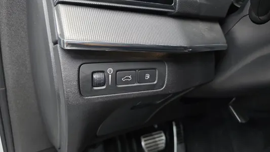 Volvo XC90 2 T8 R- 2020 35