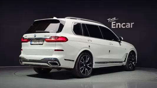 BMW X7 (G07) xDrive 40i M 6 2022