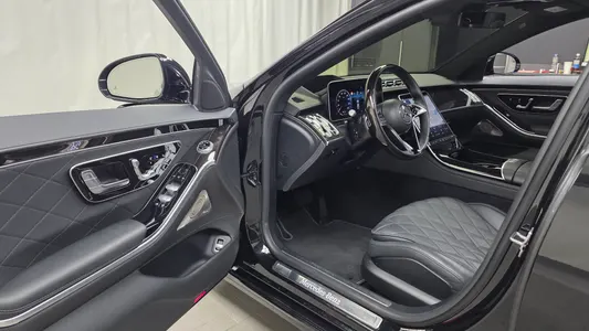 Mercedes-Benz S-Class W223 S580L 4MATIC 2022 10