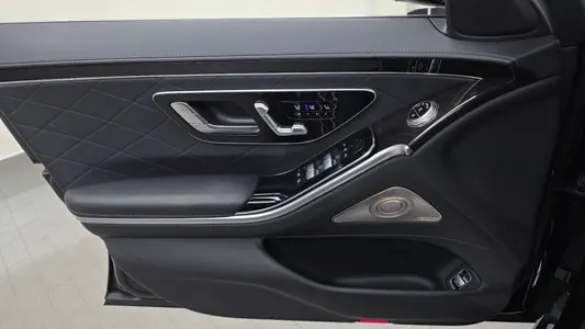 Mercedes-Benz S-Class W223 S580L 4MATIC 2022 24