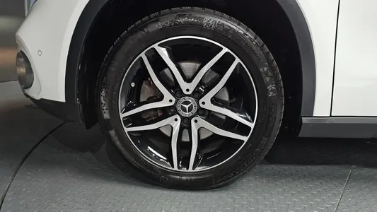 Mercedes-Benz GLA-Class X156 GLA220 2018 4