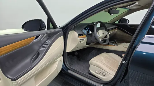 Genesis G80 (RG3) 2.5 2WD 2023 10
