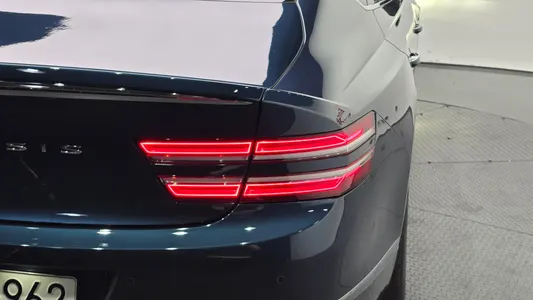 Genesis G80 (RG3) 2.5 2WD 2023 23