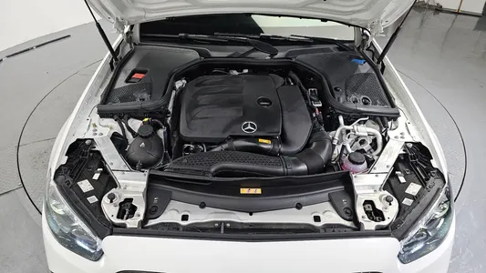 Mercedes-Benz E-Class W213 E350 4MATIC AMG Line 2022 6