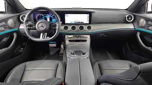 Mercedes-Benz E-Class W213 E350 4MATIC AMG Line 2022 7