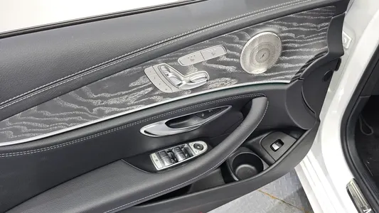 Mercedes-Benz E-Class W213 E350 4MATIC AMG Line 2022 13
