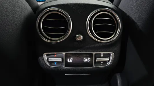 Mercedes-Benz E-Class W213 E350 4MATIC AMG Line 2022 31